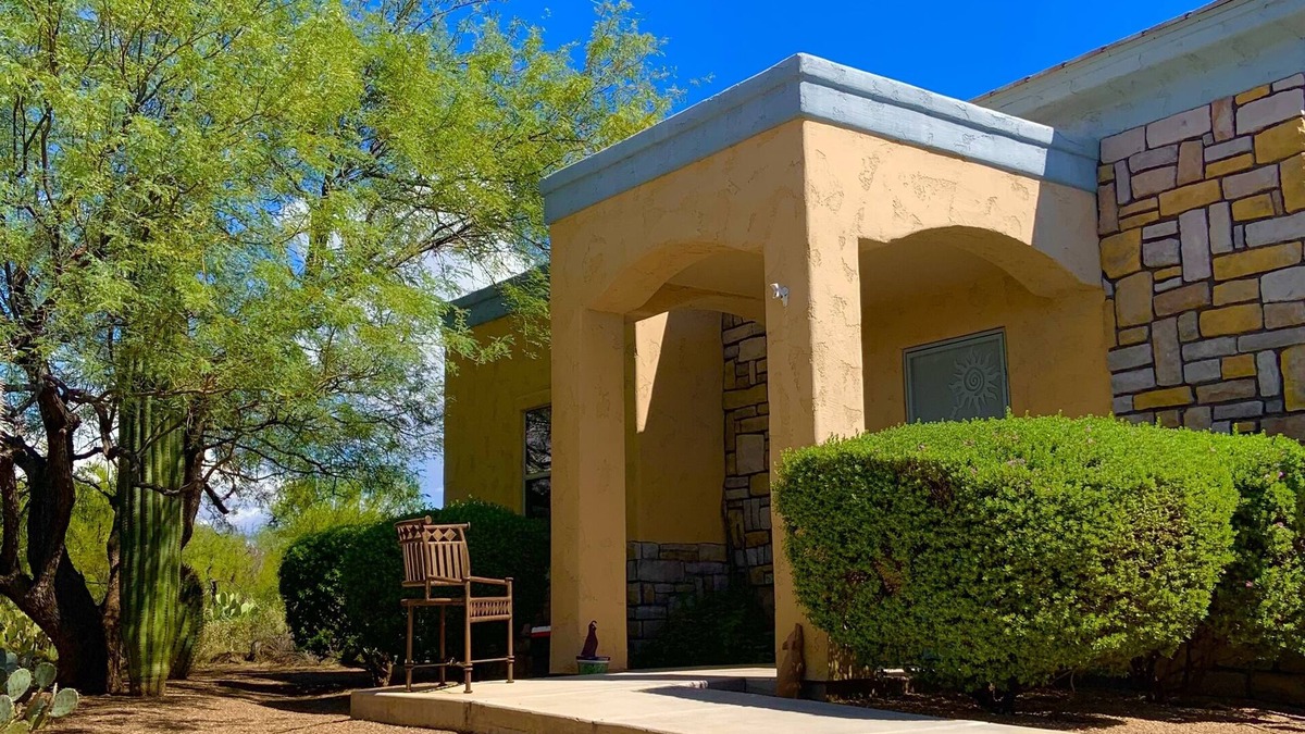 Tortolita House | Private secluded Casita on 3 acre lot, in Oro Valley area