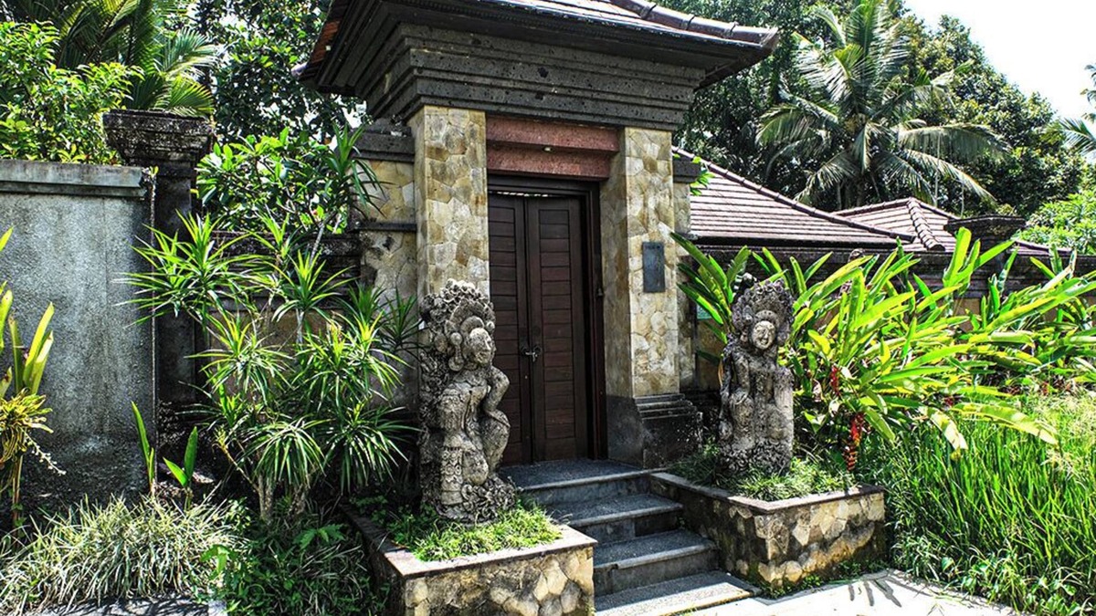 Melayang Villa | Private Secluded Pool Villa w/Massage Room