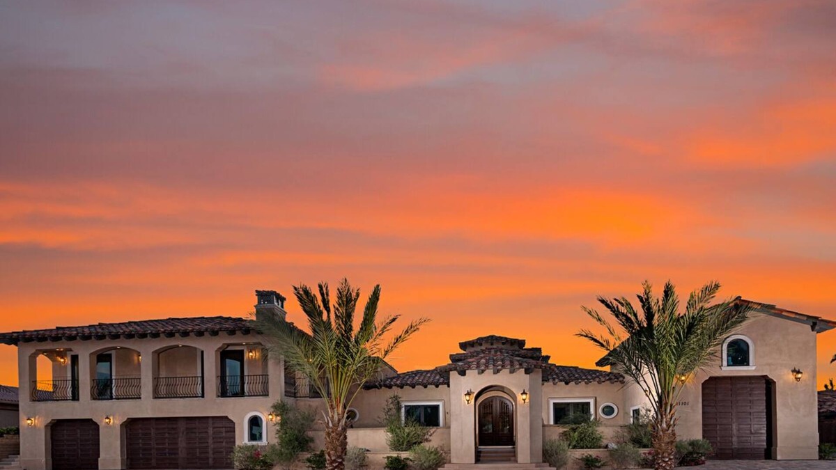 Bermuda Dunes House | Private Secluded Paradise Resort: Family Estate/9 Bedroom Suites/11 Bathrooms