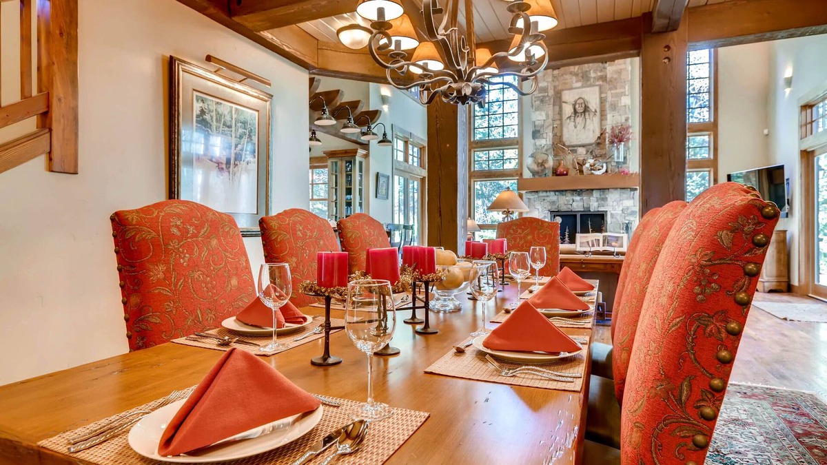 The Timbers House | Private Ski-In/Ski-Out Mountain Getaway Tucked Away in the Pines