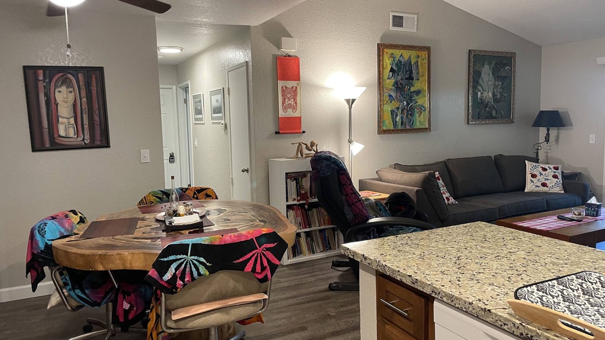 Davis Apartment | Private spacious 2-bedroom apartment - pets welcomed