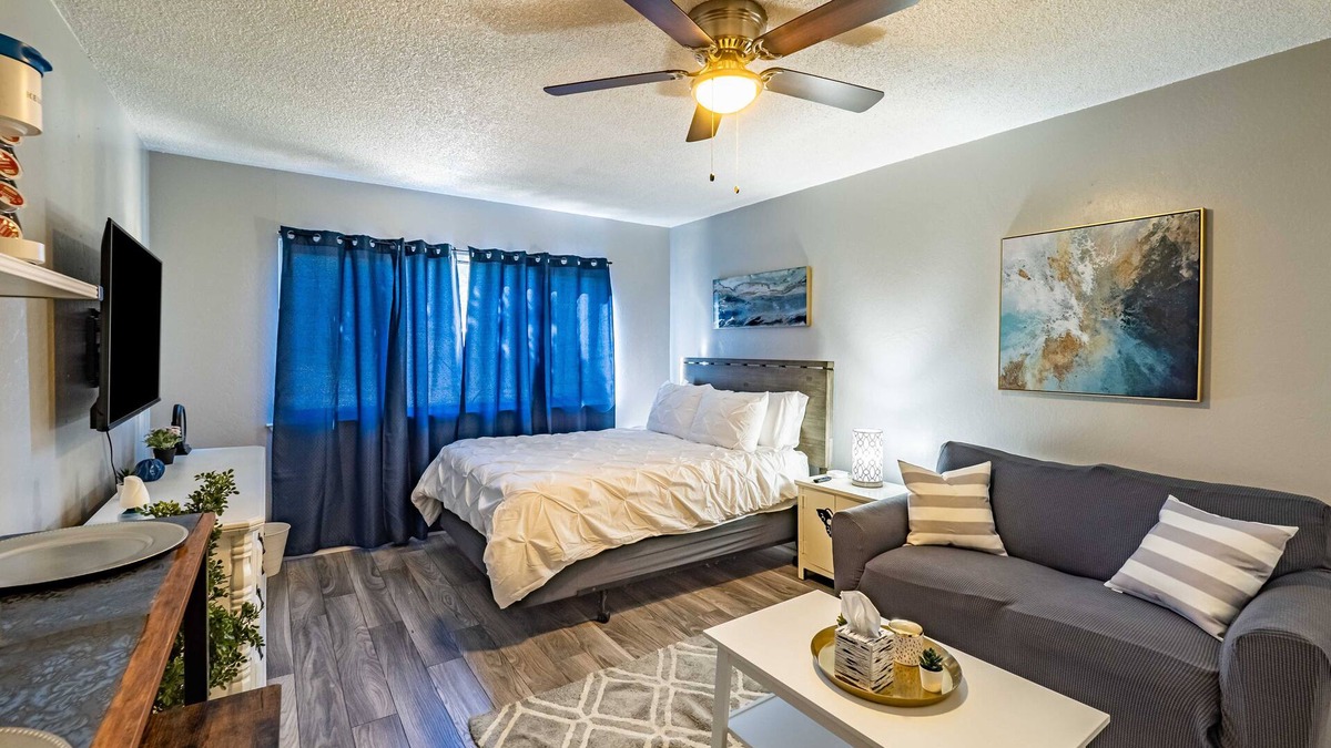 Carmichael Apartment | Private Studio in Carmichael w/Netflix, Disney+