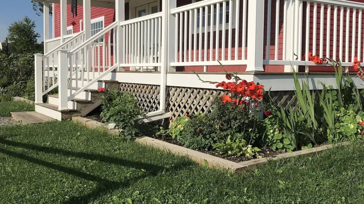 Hope Apartment | Private studio in renovated barn with EV Charging Station Available