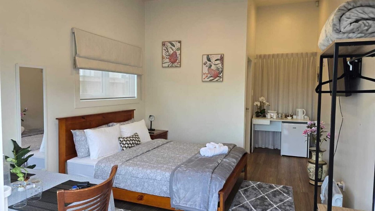Papakura Apartment | Private Studio Sleepout in Auckland's Convenient Location