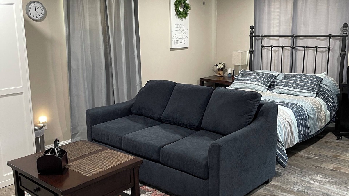 Santa Fe Springs Apartment | Private Studio Apartment Close To Freeways