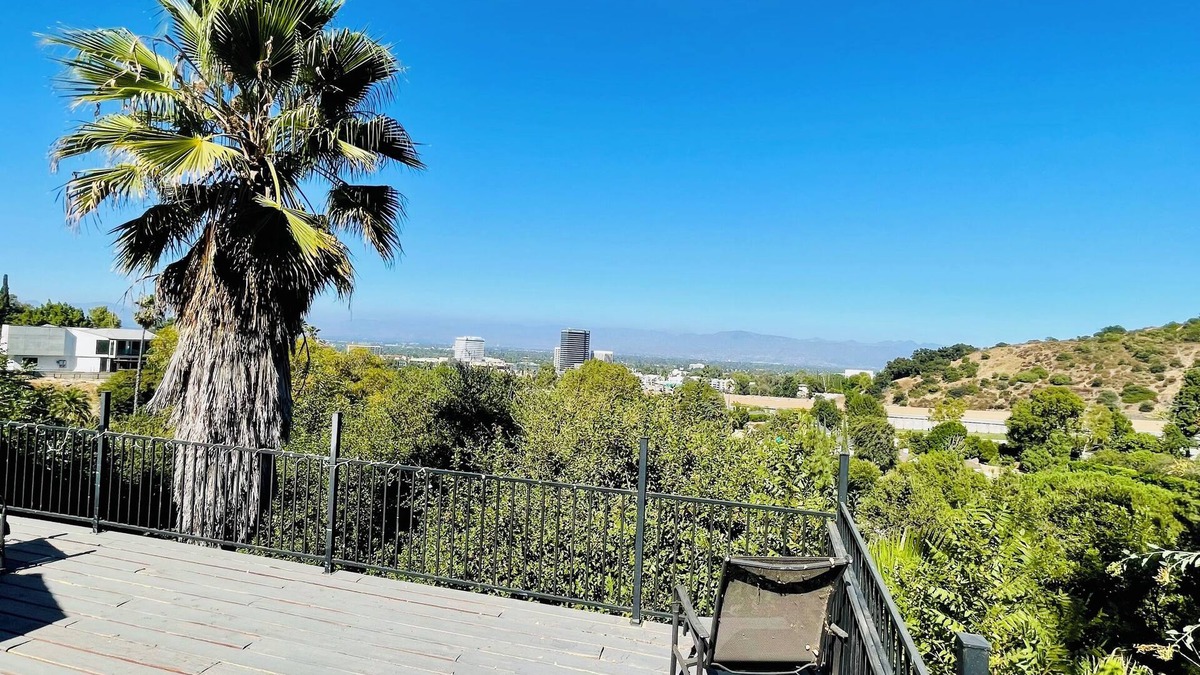 Encino House | Private StudioStyle Big Estate Oasis City Mountain Views Pool HugeDeck WomenOnly