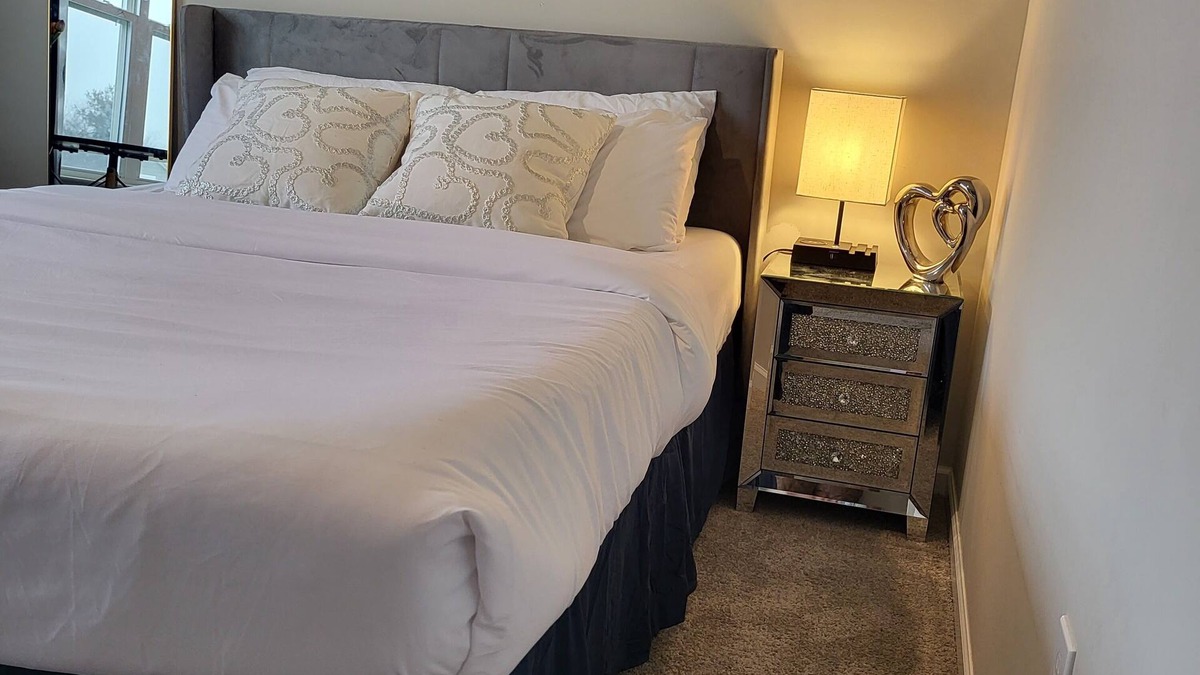 Summit Station House | Private stylish Bedroom with a view! Bathroom and Free parking