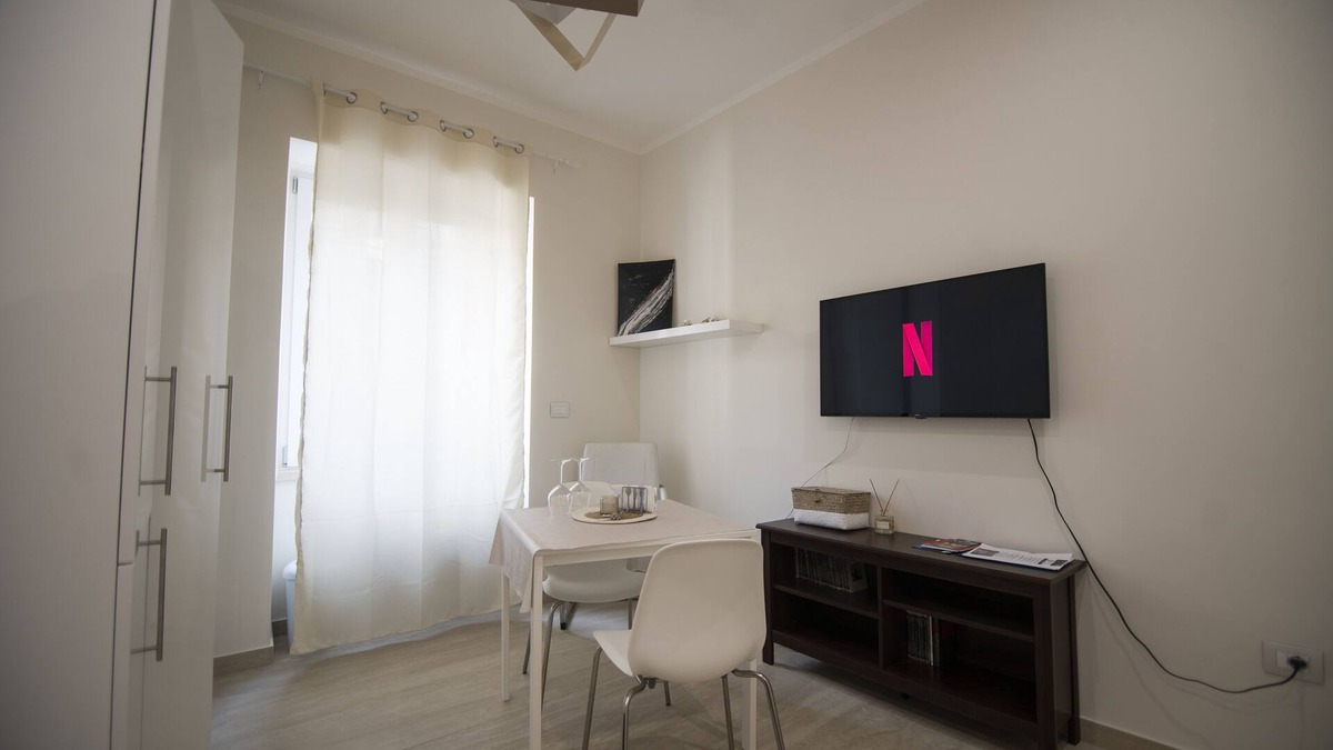 Salerno Apartment | Private Suite for couple into City Centre near Amalfi Coast & Salerno Airport