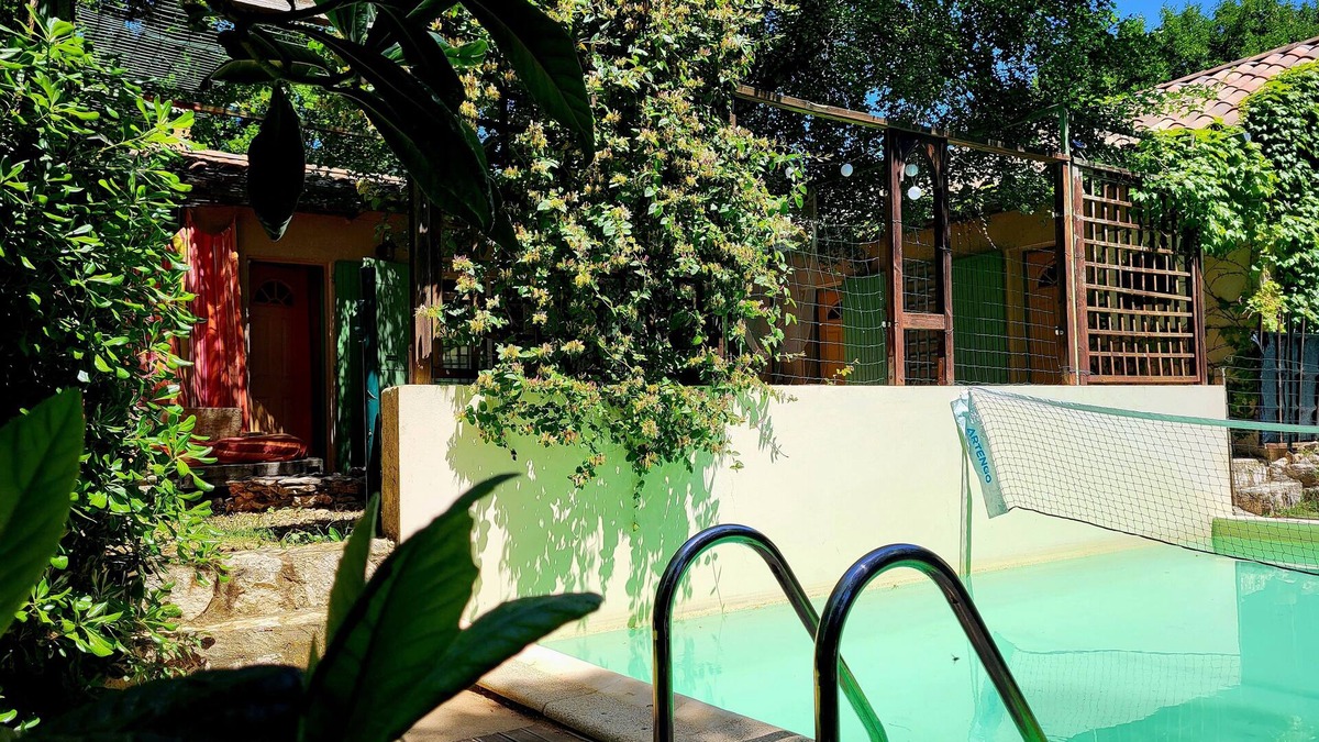 Mejannes-le-Clap House | Private swimming pool in Provencal house