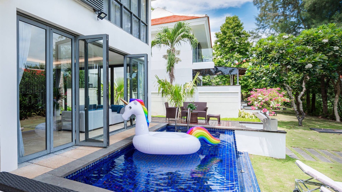 Ngu Hanh Son Villa | Private Swimming Pool 3-Bedroom Villas