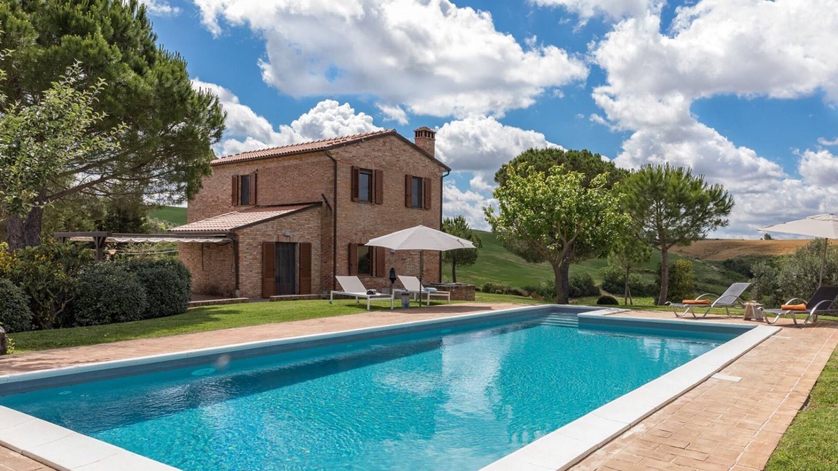 Bollano Villa | Private Tuscan country house, sleeps 8, with private pool