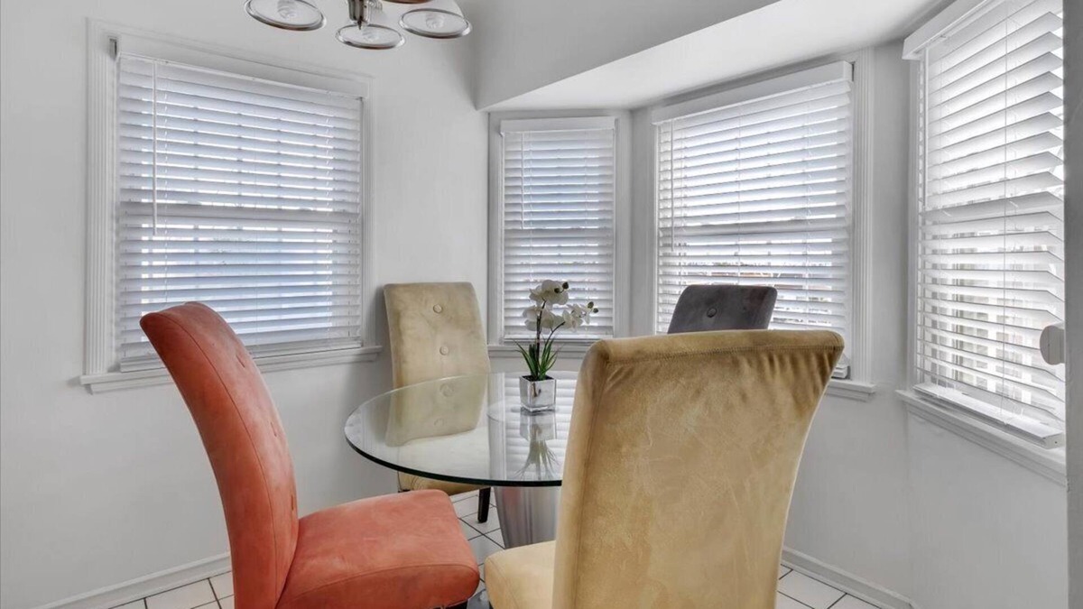 View Park-Windsor Hills Villa | Private and updated two bedroom with laundry and patio