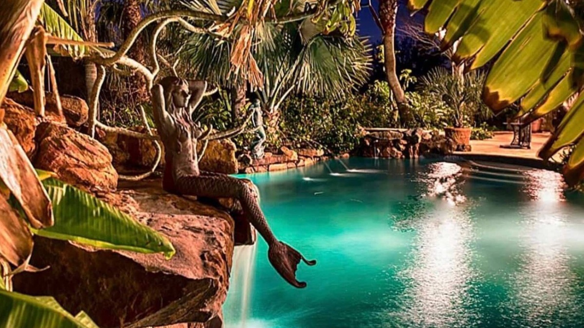Santa Fe Apartment | Private Vacation Studio Apartment sleeps 10 -12 people. Your own small oasis.