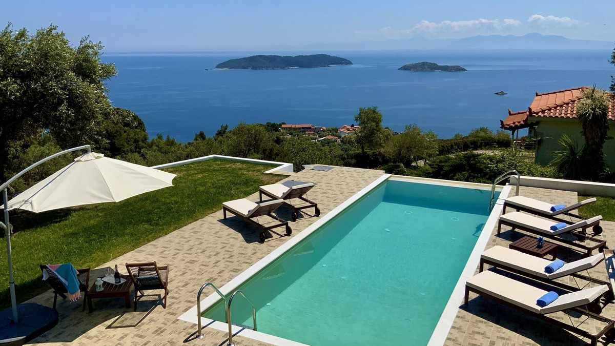Katsarou Villa | Private villa for 8 quests with private pool an staggering ocean views