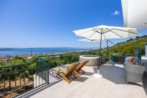 Kastel Sucurac Villa | Private Villa Golden Hour with a view of Split area