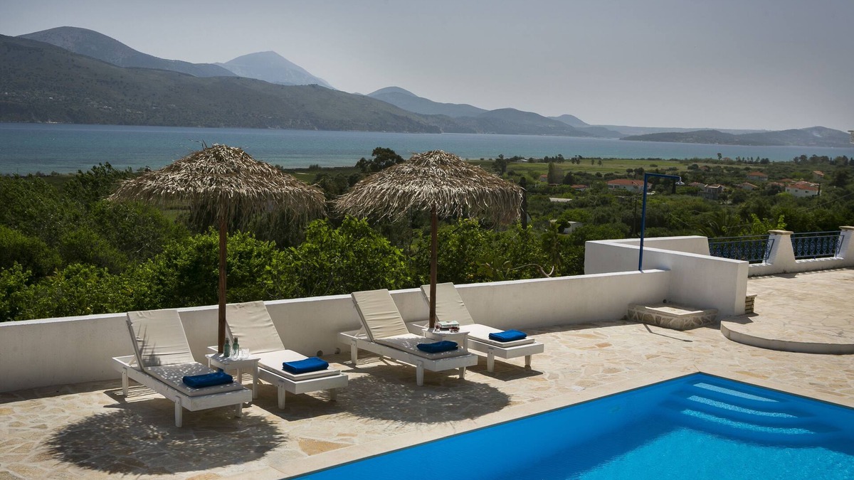 Loukerata Villa | private villa-high level of hospitality