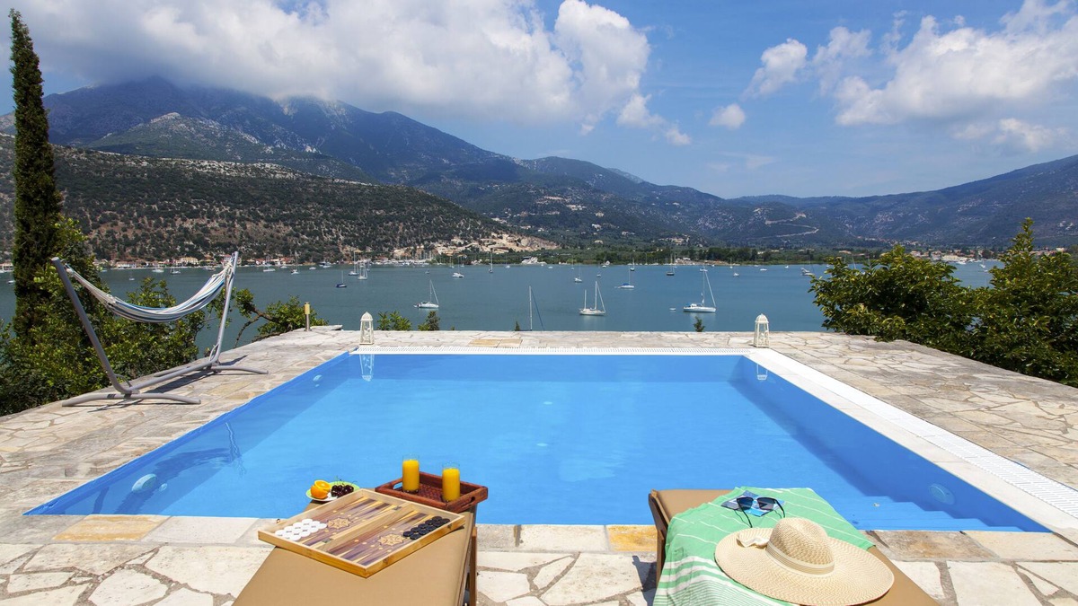 Geni Villa | Private villa in Lefkada with pool ideal for family and friends