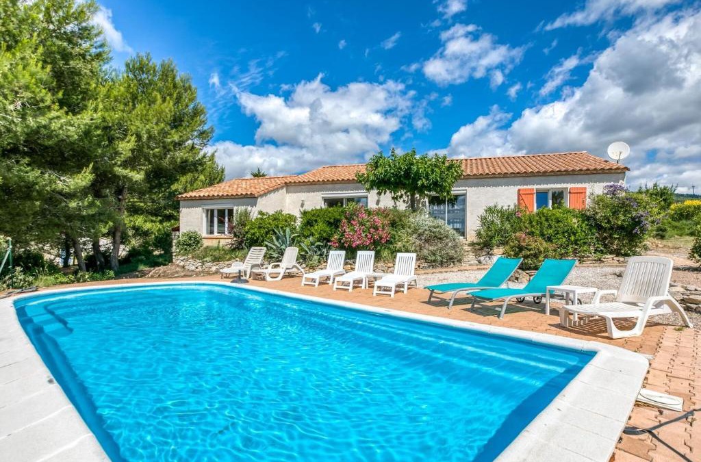 Pouzols-Minervois Villa | Private villa with swimming pool in beautiful natural surroundings