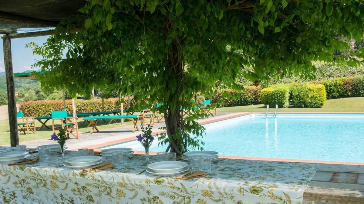 Dicomano Villa | Private villa with swimming pool in Tuscany