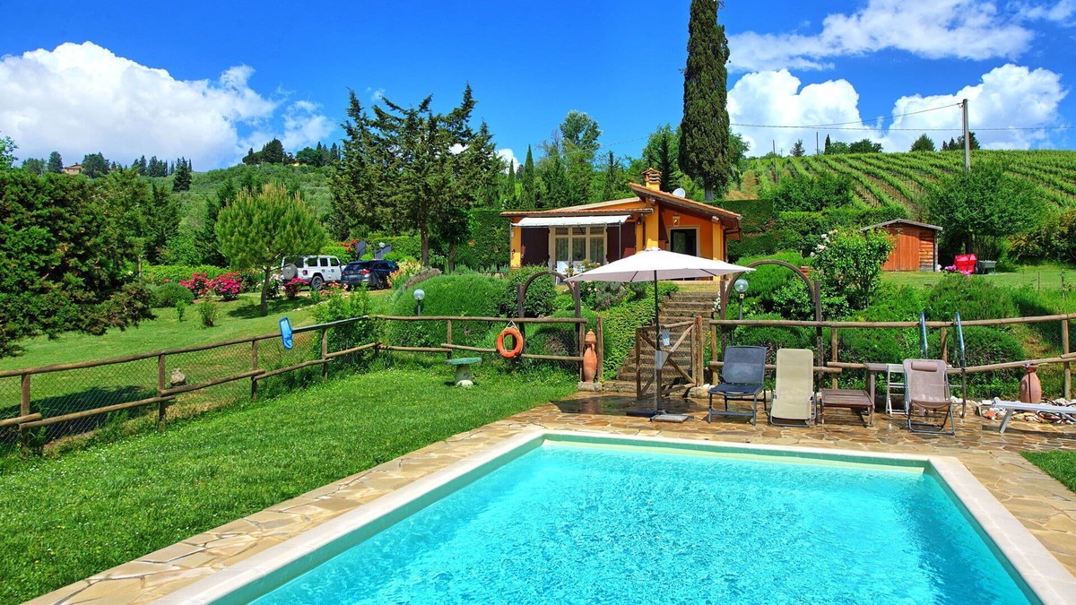 Certaldo Villa | Private Villa with A/C, WIFI, private pool, TV, patio, panoramic view, close to San Gimignano
