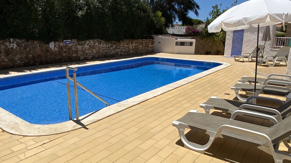 Vale de Covo Villa | Private Villa with Heated Pool, near town centre