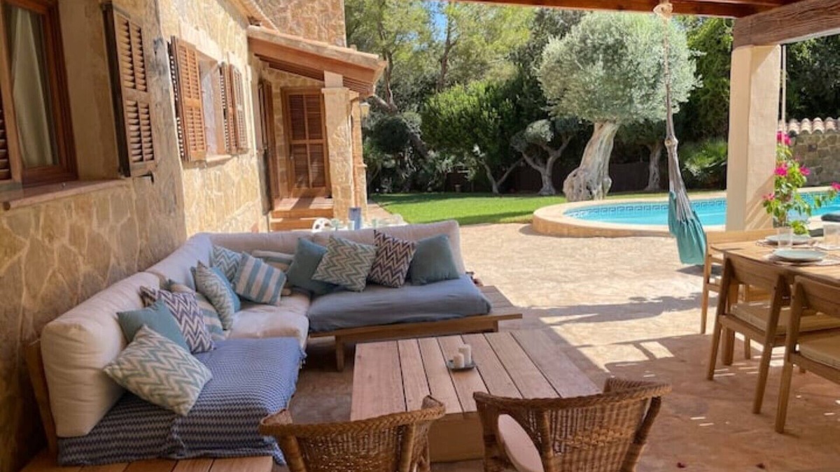 Mal Pas-Bon Aire Villa | Private villa with pool & marina view near beaches