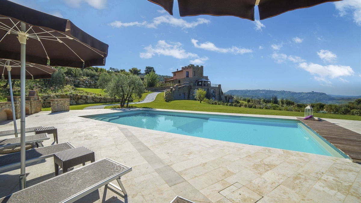 Iano Villa | Private Villa with private pool, WIFI, A/C, TV, terrace, panoramic view, close to San Gimignano
