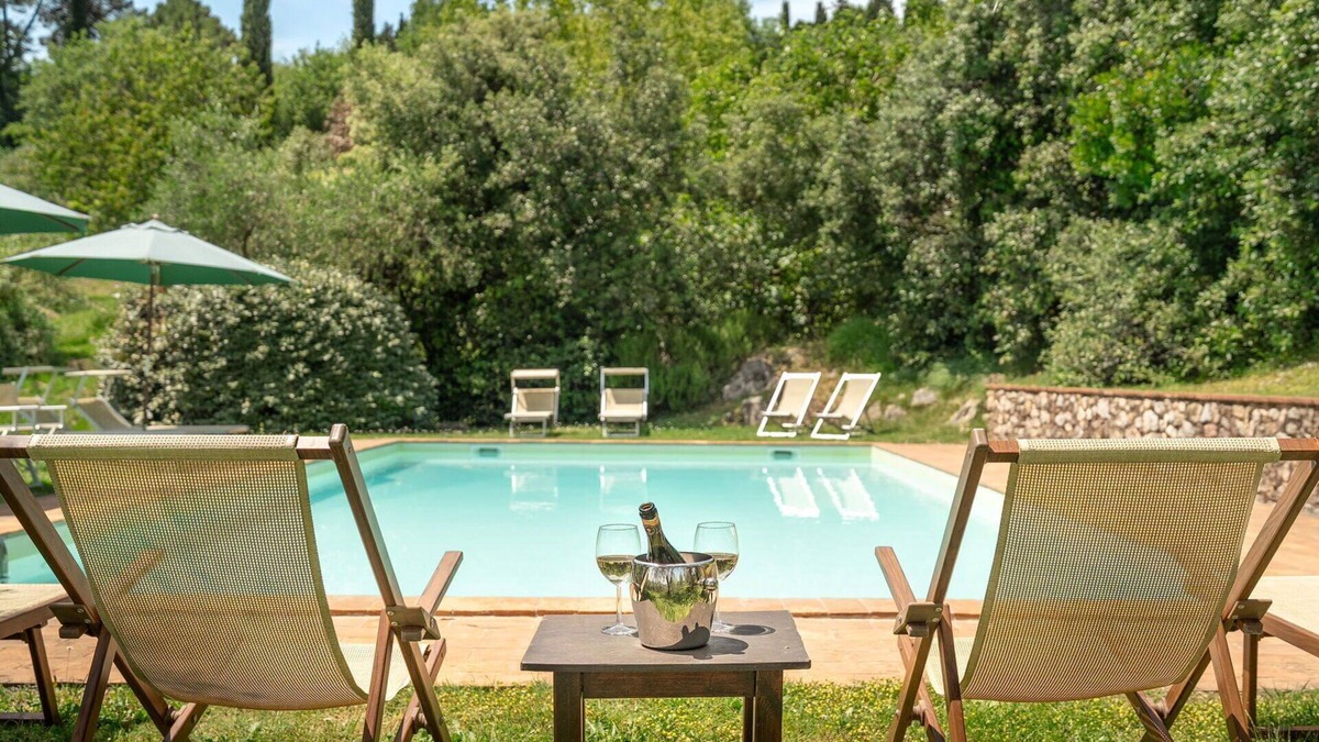 Villabuona Villa | Private Villa with WIFI, private pool, TV, terrace, panoramic view, parking, close to Lucca