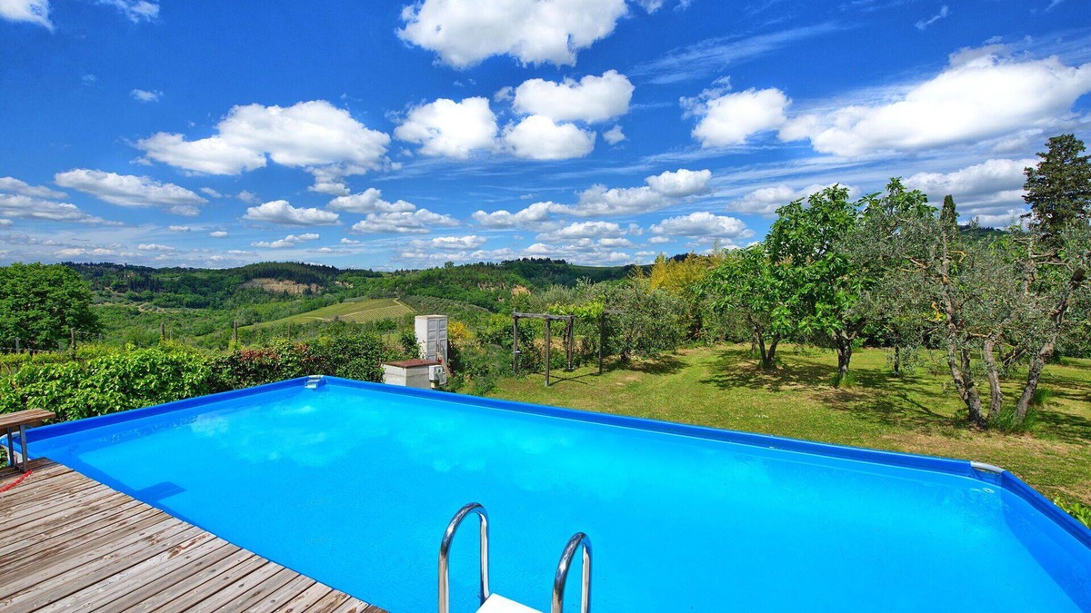 Certaldo Villa | Private Villa with WIFI, A/C, private pool, TV, patio, panoramic view, close to San Gimignano