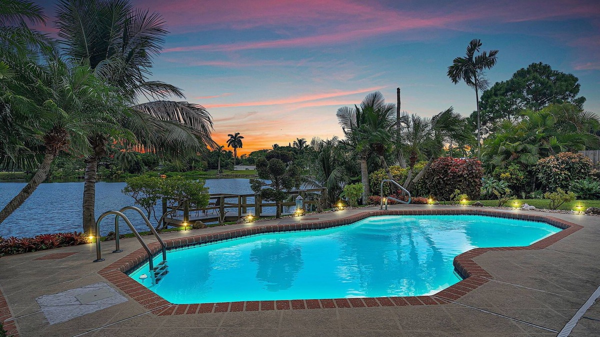 Palm Springs House | Private Waterfront Home, Family Friendly, Heated Saltwater Pool, Close to beach.