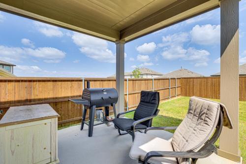 Aubrey House | Private Yard and Pool Access Home in Krugerville