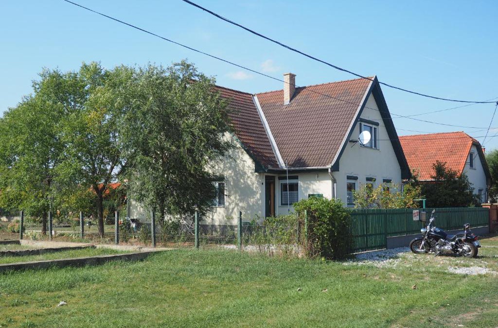 Hortobagy House | Privatzimmer Csikos
