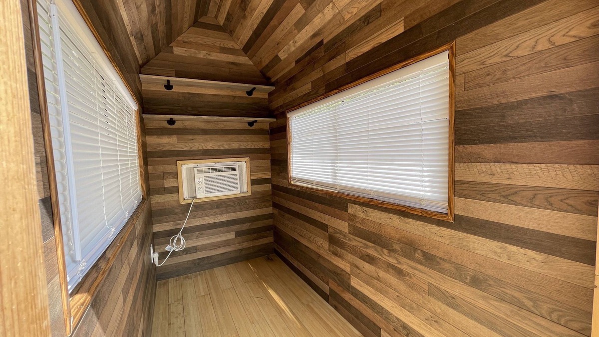 Wise Cottage | Probably Smallest Tiny Home In America