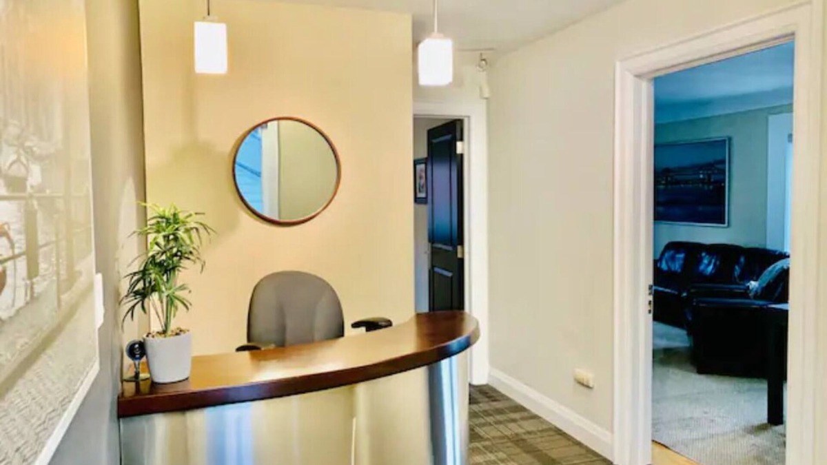 Winona Condo | Professional Three Bedroom Condo Suite