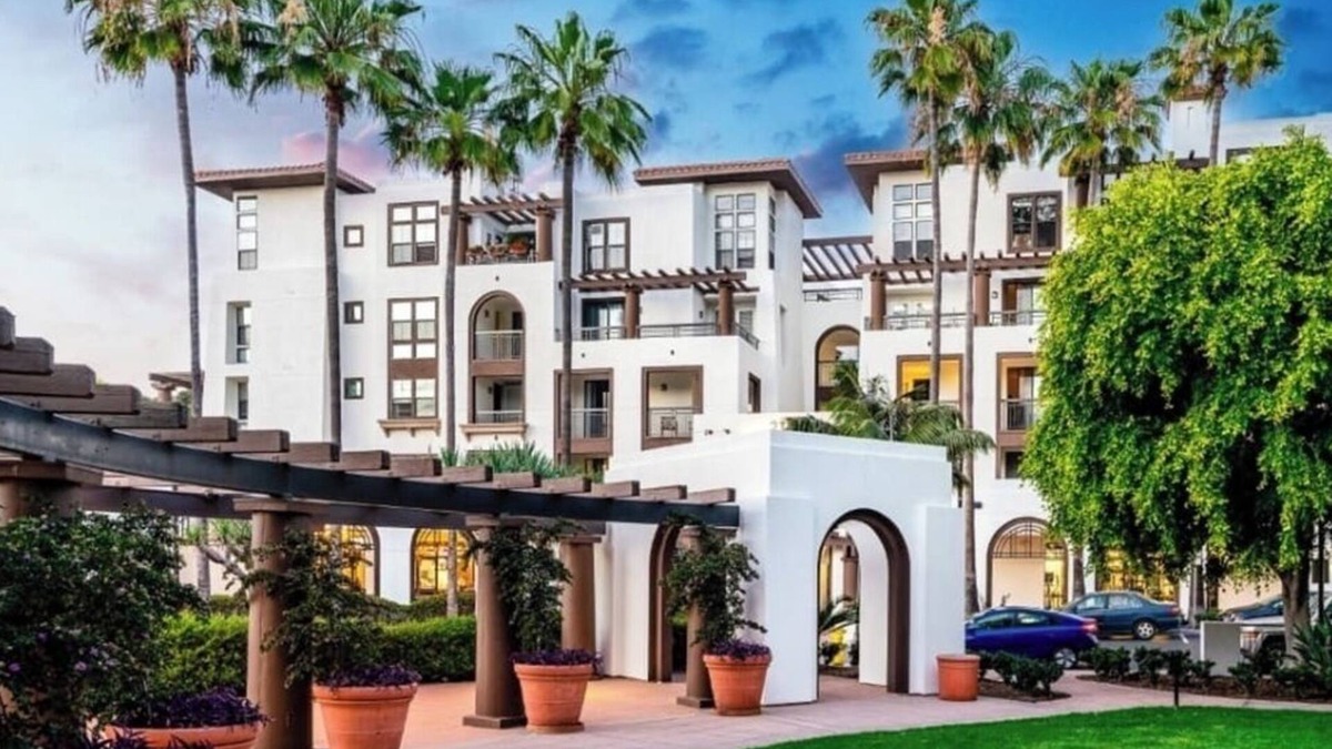 Mission Valley East Apartment | Promenade Rio Vista: 2BR Modern Apartment in Mission Valley, San Diego