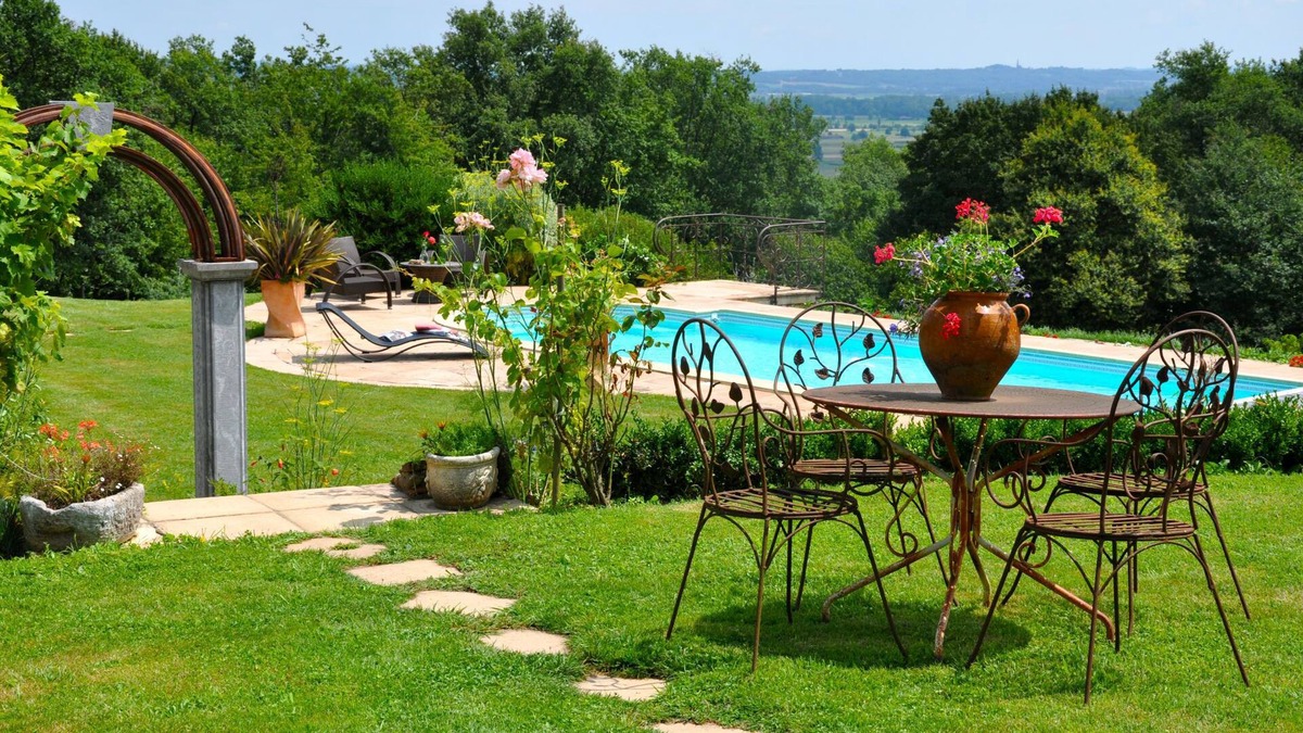 Hagedet House | PROMO 15% A WEEK OLD RENOVATED BARN WITH POOL