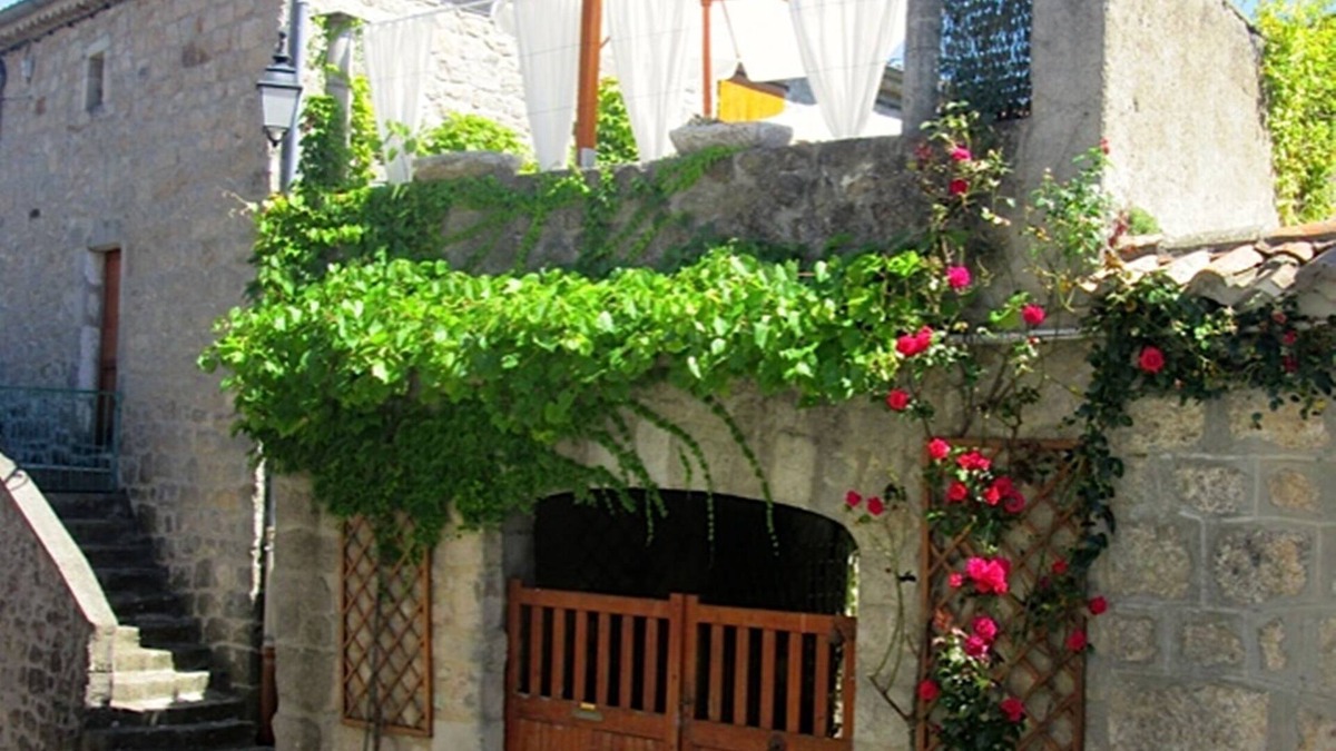 Montreal House | "PROMOTION" Charming House in the heart of southern Ardèche