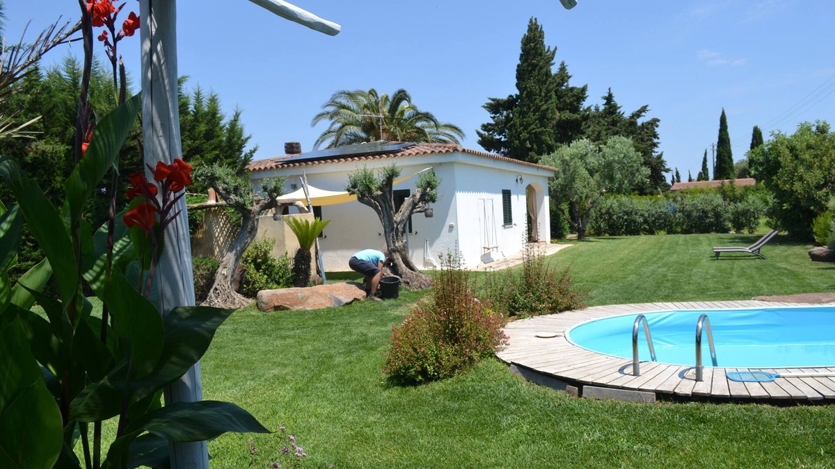 Orosei Villa | Promotion cottage with pool within walking distance to the sea, wi-fi available