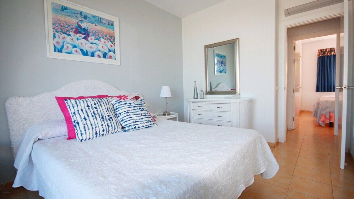 Costa Meloneras Villa | Property in Meloneras with pool and garden, near the beach.