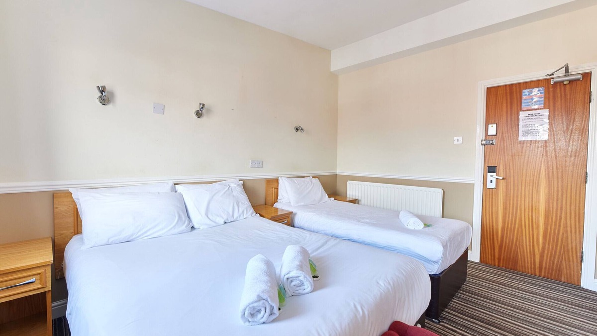 Jesmond Bed & Breakfast | Properties Unique/Dene Rooms Family 43