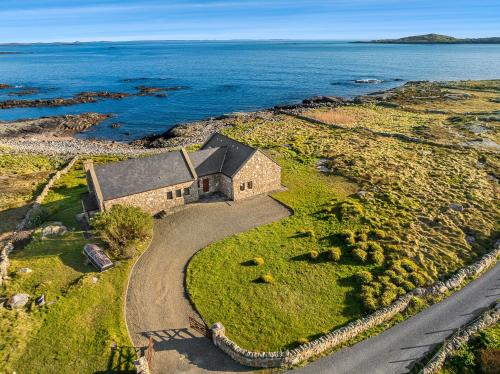Gannoughs House | Property 464 - Claddaghduff