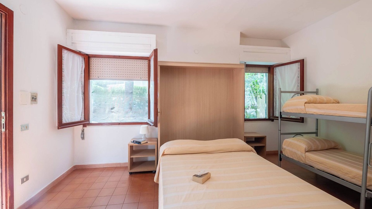 Grotta dell'acqua Resort | Property In A Holiday Village 'Monolocale 3 Posti Letto' with Shared Pool and Air Conditioning