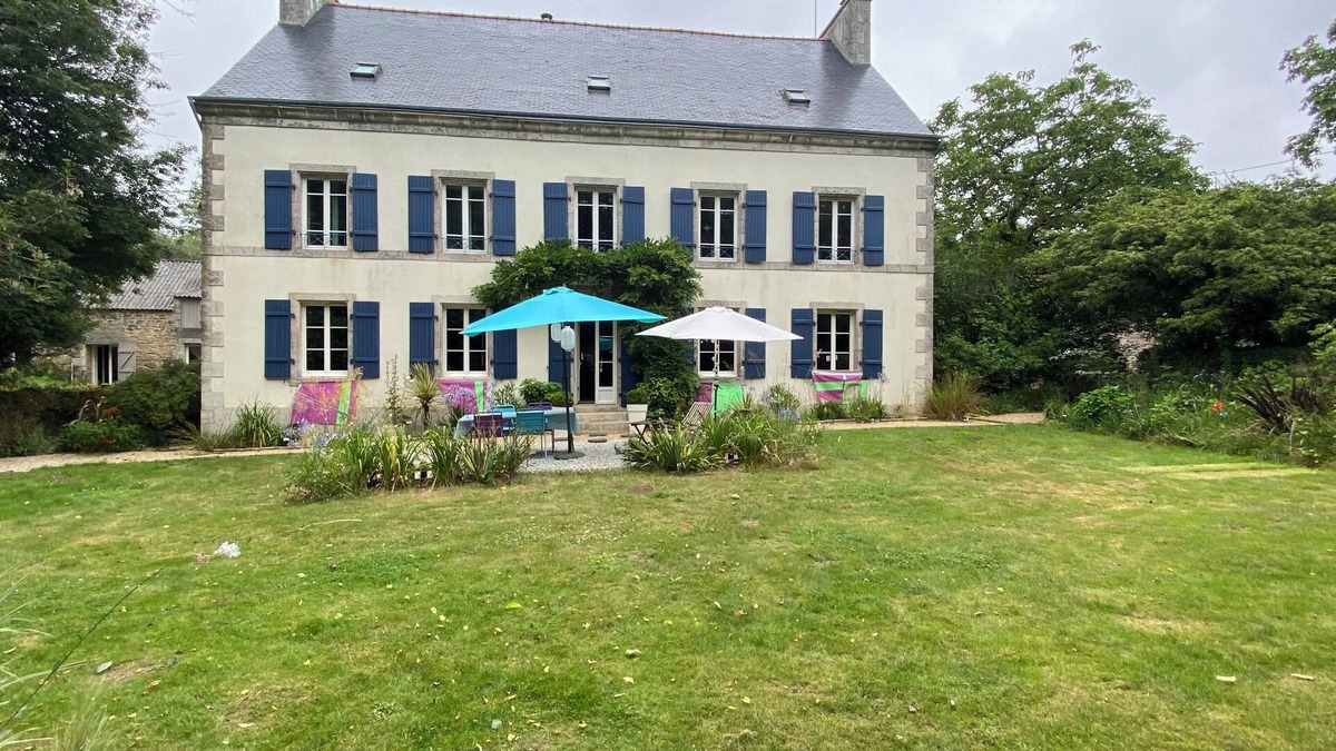 Bannalec House | Propriété à 25 ' des Plages. Nature et Tranquillité Entre Quimper et Lorient