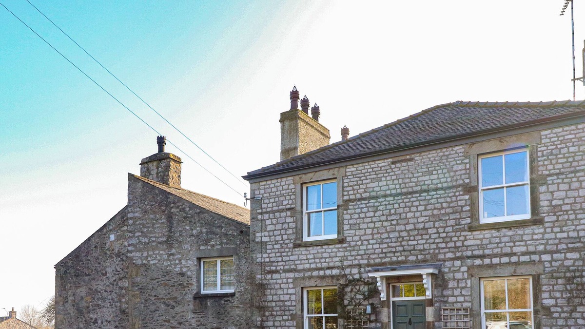 Austwick Cottage | PROSPECT HOUSE, pet friendly, character holiday cottage in Austwick