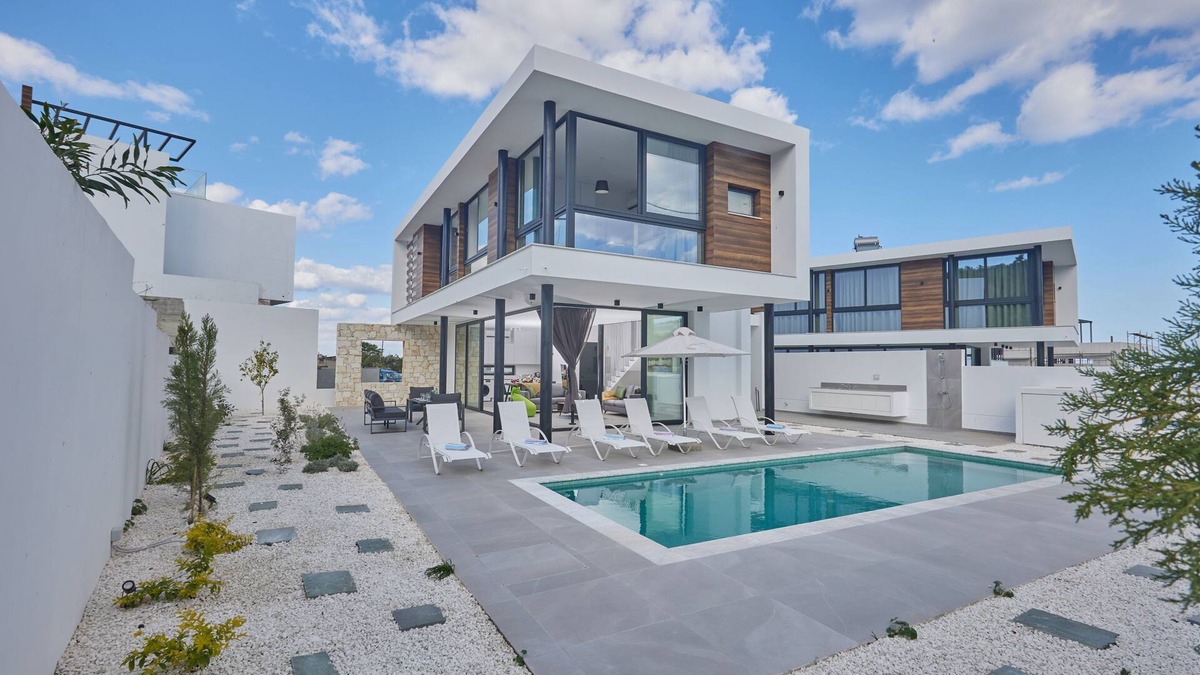Protaras Cottage | Protaras Elite Pearl Villa EP3C - a villa that sleeps 6 guests in 3 bedrooms