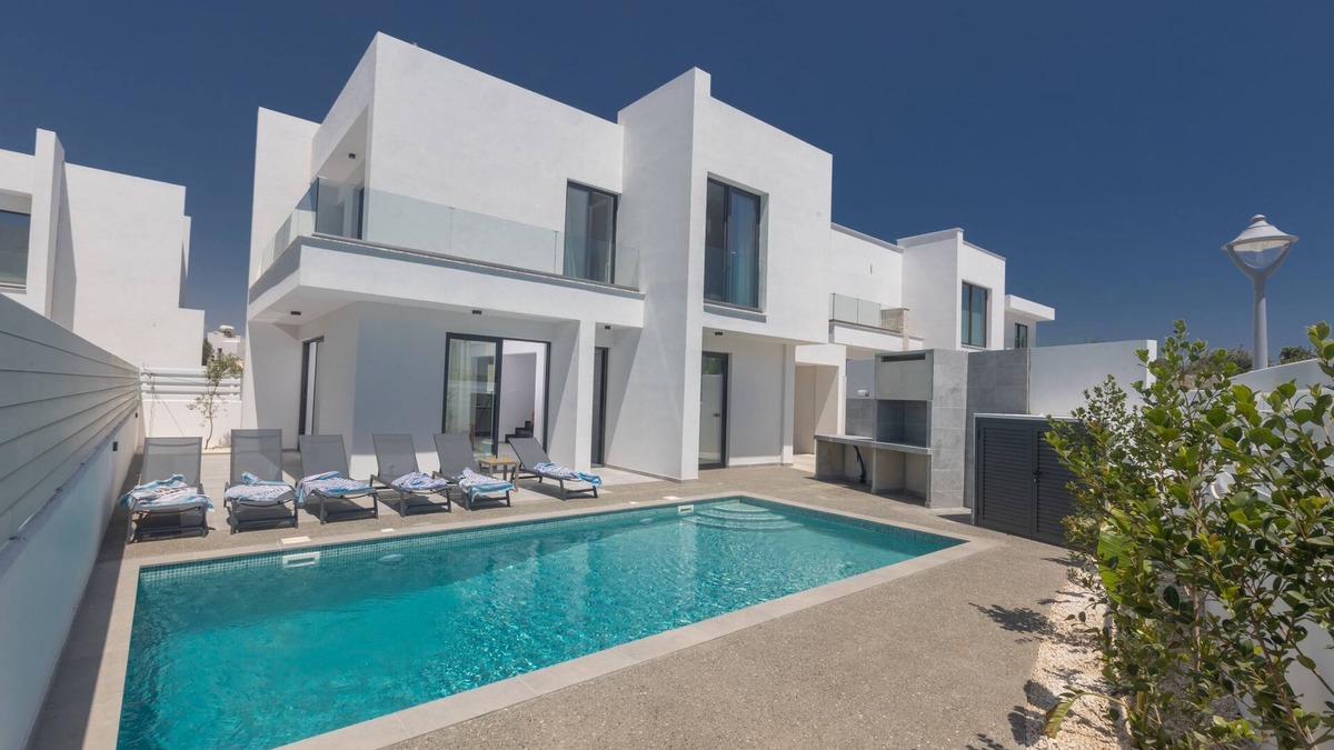 Pernera Cottage | Protaras Semeli Villa SE8 - sleeps 8 guests in 4 bedrooms