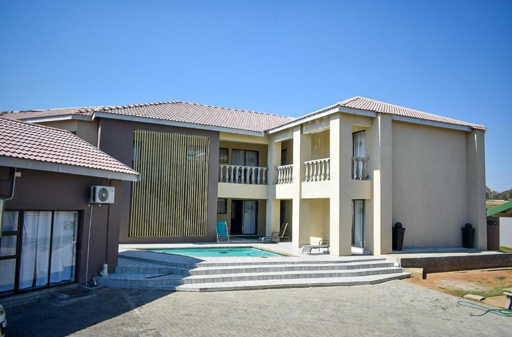 Newcastle House | Protea Guesthouse