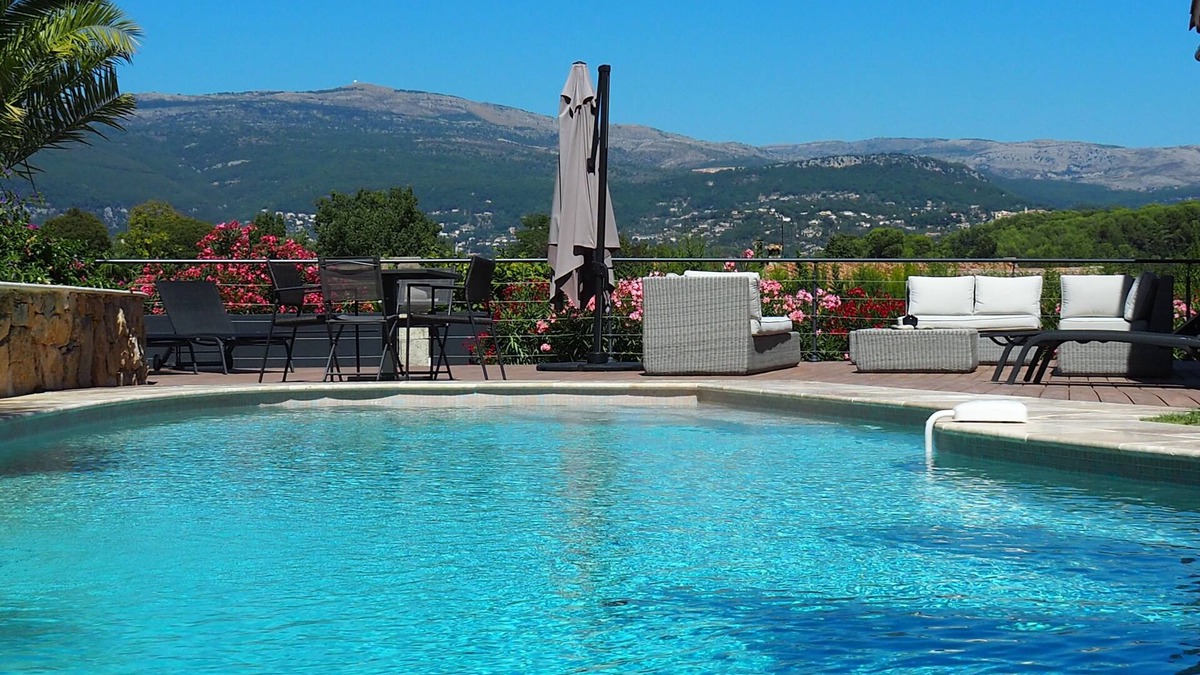 Mouans-Sartoux House | Provencal bastide with heated pool and air conditioning in Plascassier