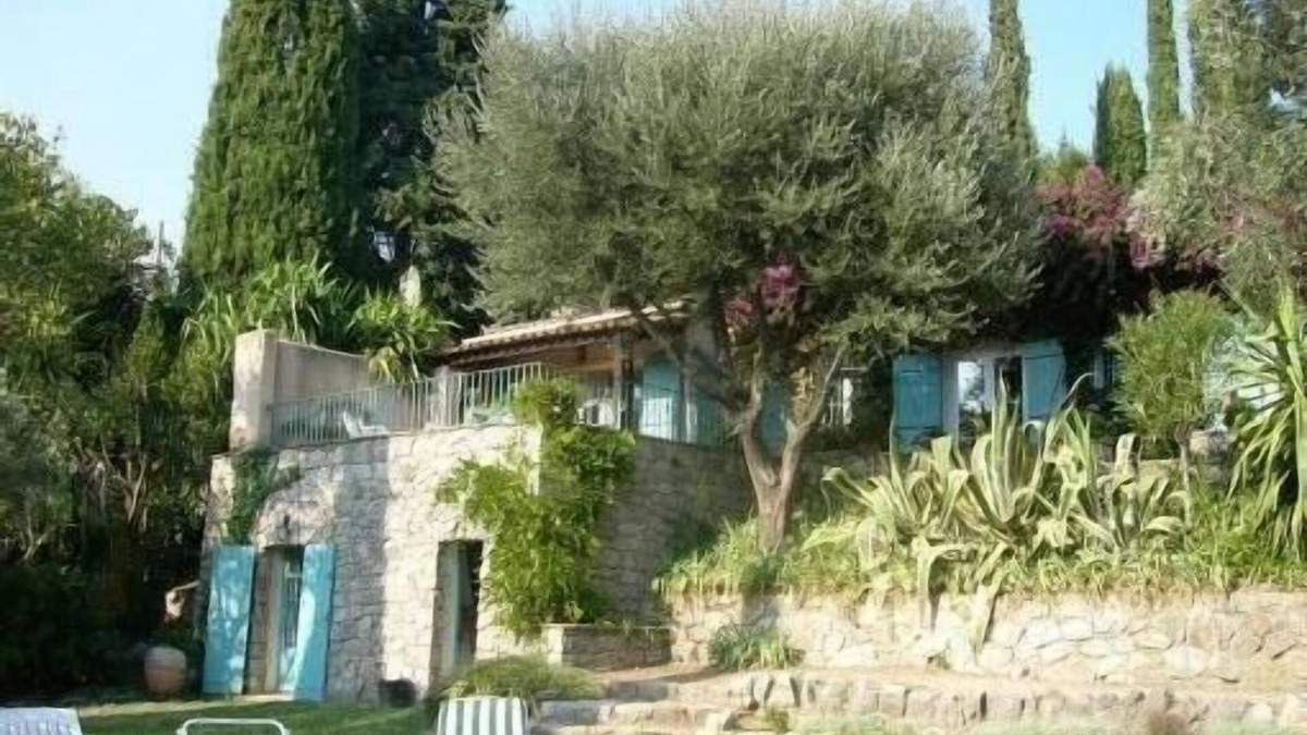 Auribeau-sur-Siagne Villa | Provencal villa, landscaped garden, private pool, great view
