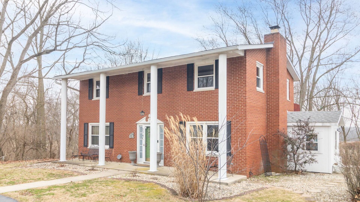 New Castle House | Providence Hideaway: Trailer parking. near Henry Co Saddle Club, pet-friendly